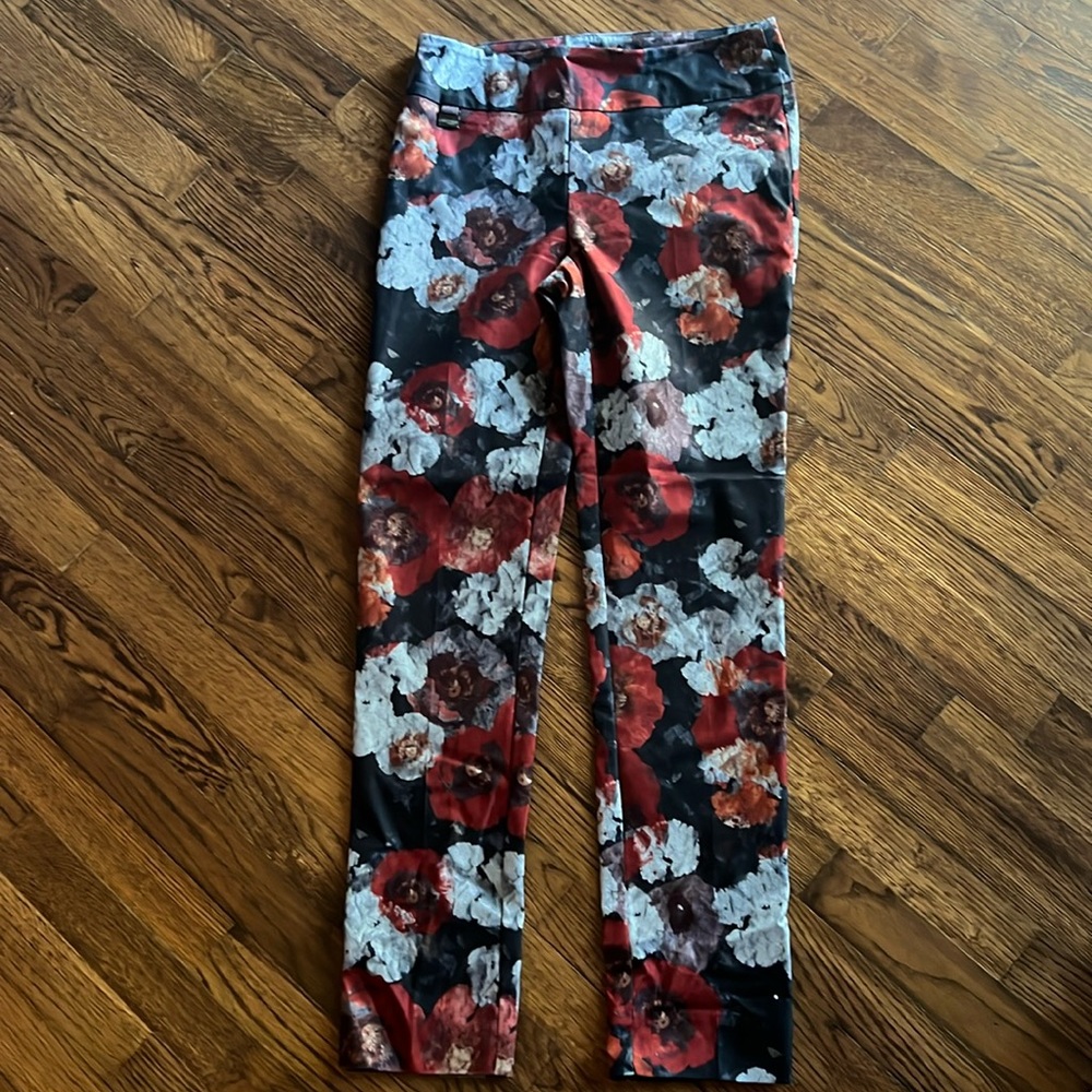 Lisette L Montreal, US/Can 6, Floral